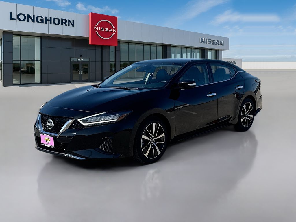 2023 Nissan Maxima SV photo 3