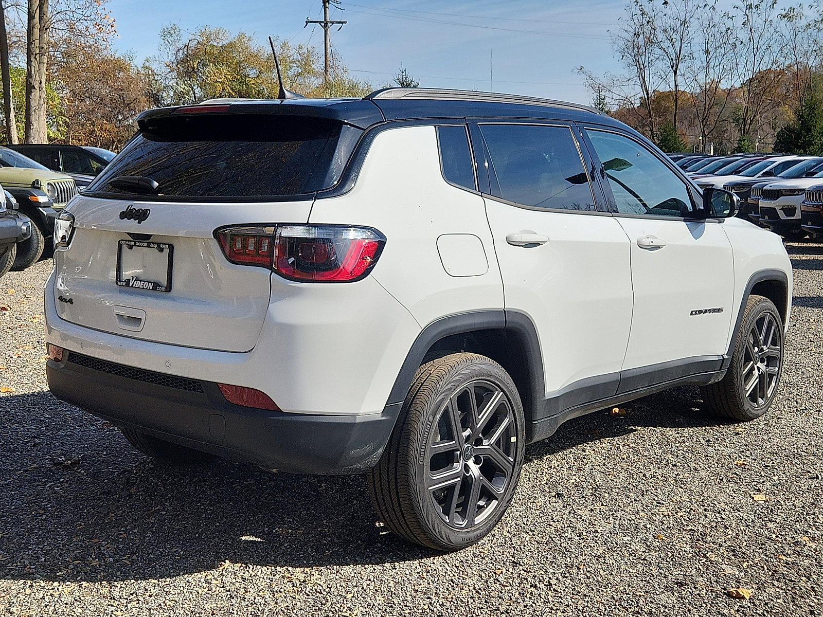 2026 Jeep Compass Limited Altitude photo 3