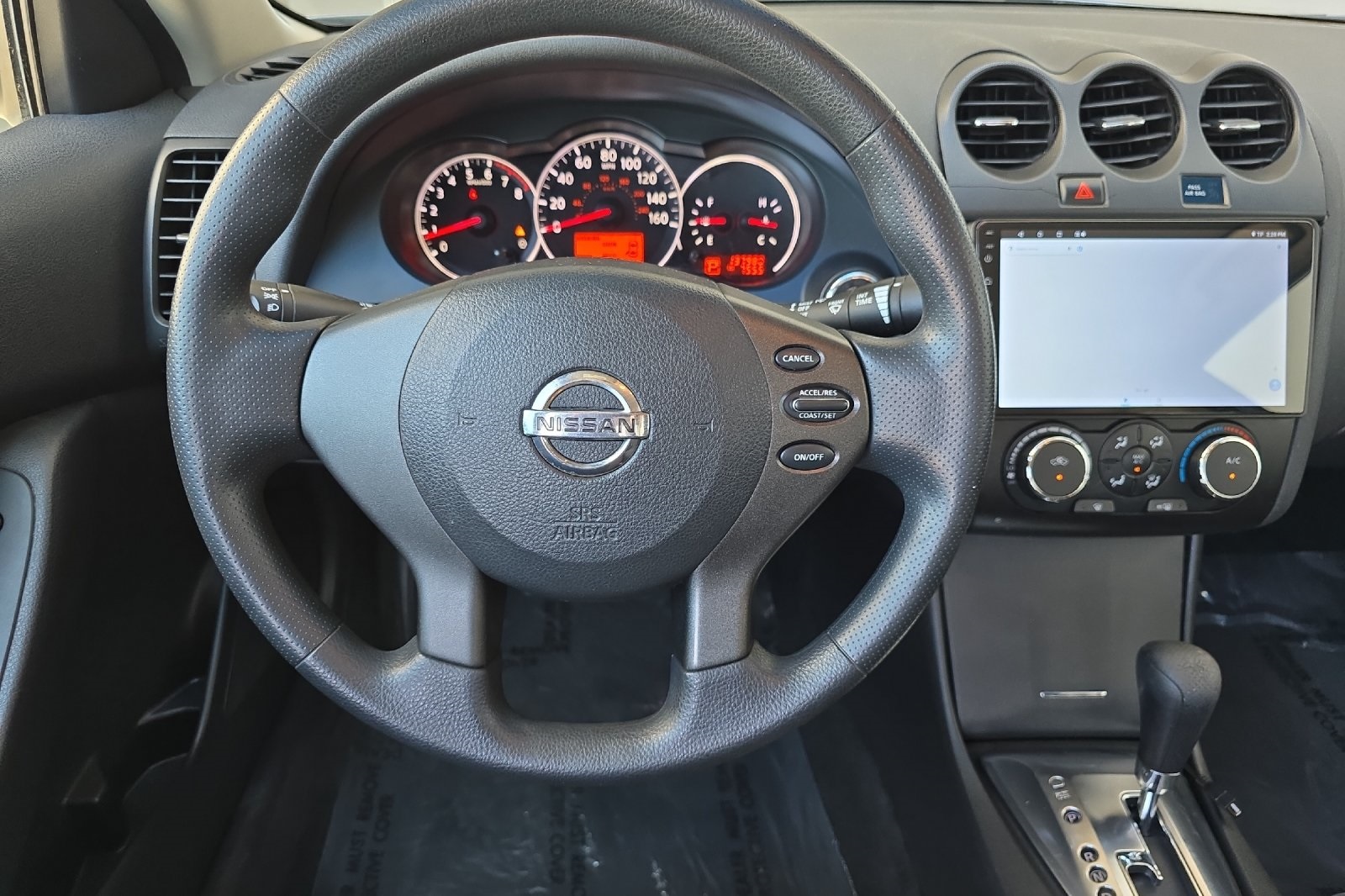 2011 Nissan Altima 2.5 S photo 14