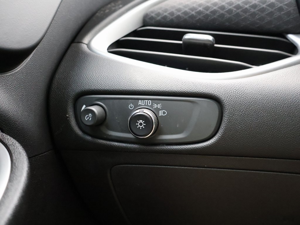 2023 Chevrolet Malibu 1LT photo 29