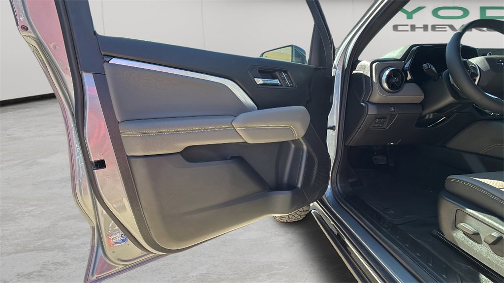 2026 Chevrolet Colorado ZR2 photo 46
