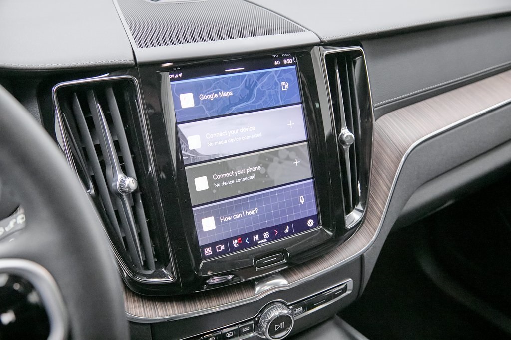 2023 VOLVO XC60 - Image 15