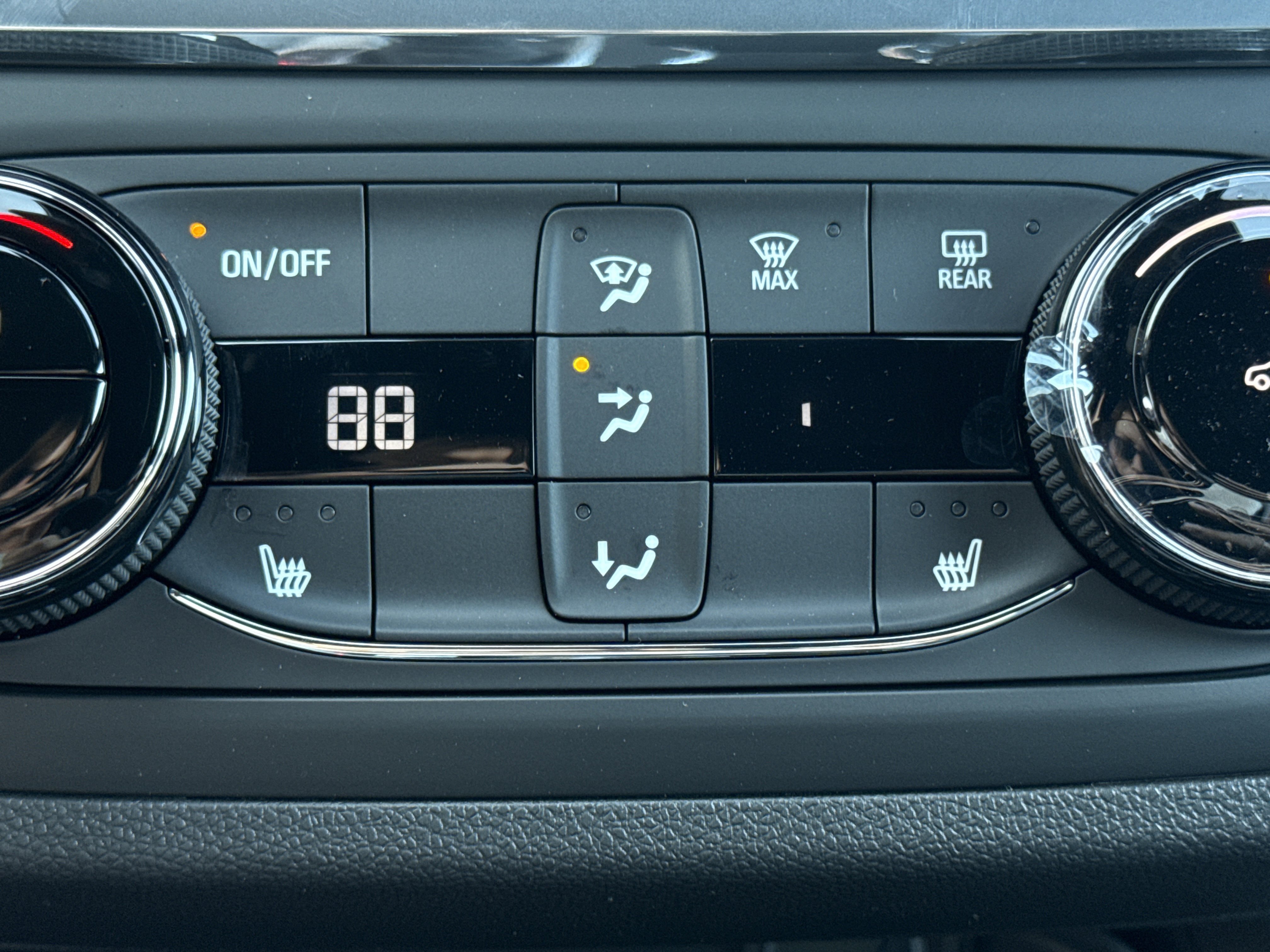2026 Buick Envista Preferred photo 4