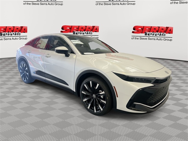 2024 Toyota Crown Platinum's photo