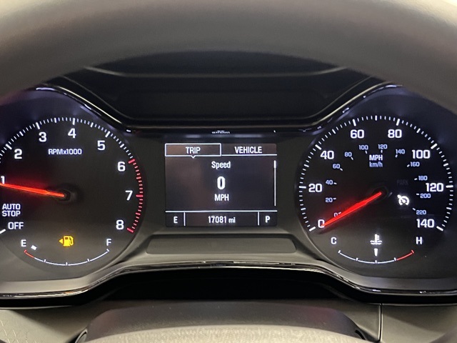 2025 Chevrolet Trax LS photo 2