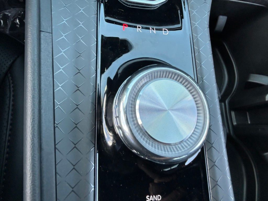 2025 Jeep Wagoneer S Limited photo 11