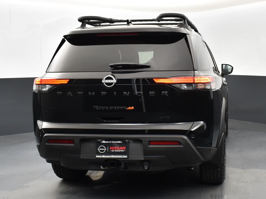 2025 Nissan Pathfinder Rock Creek photo 7
