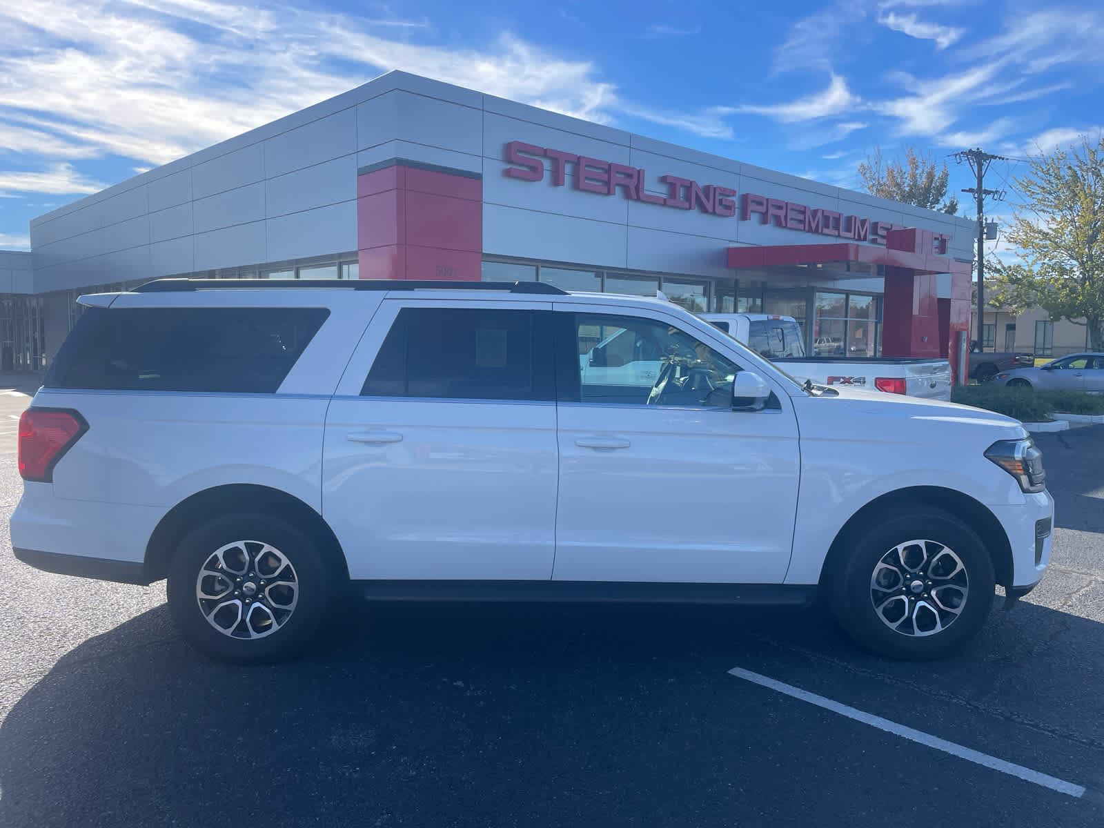 2024 Ford Expedition XLT's photo