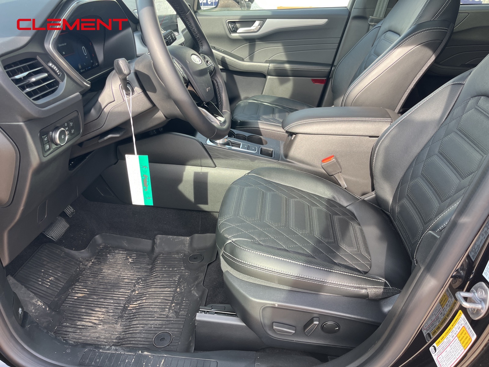 2024 Ford Escape Premium photo 29