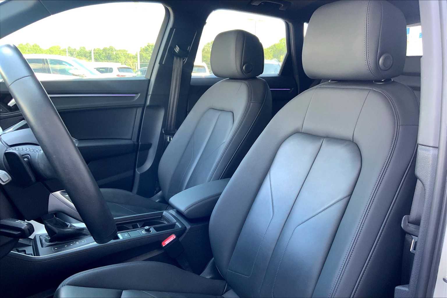 2022 Audi Q3 S line Premium Plus photo 7