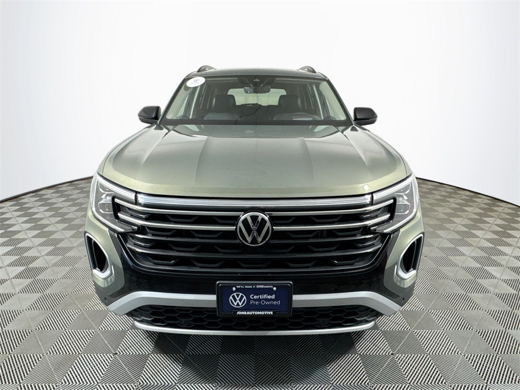 2024 Volkswagen Atlas Peak Edition SEL photo 3
