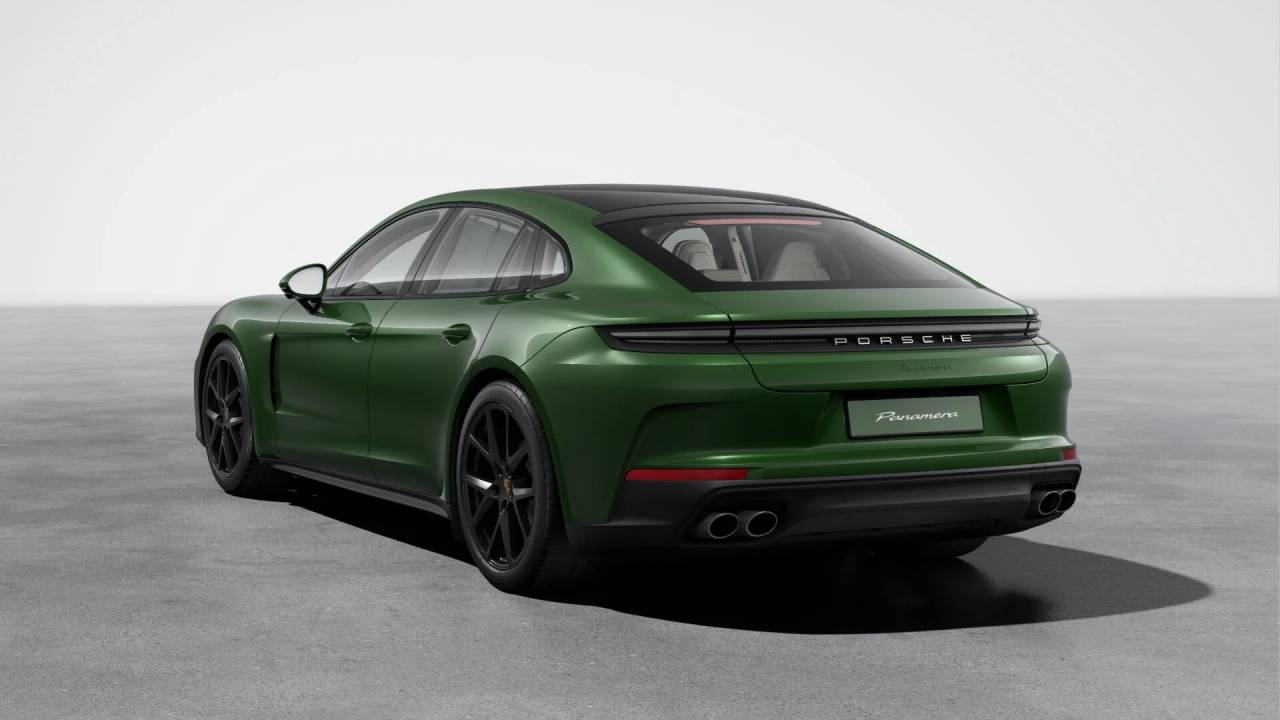 2026 Porsche Panamera 4 photo 3