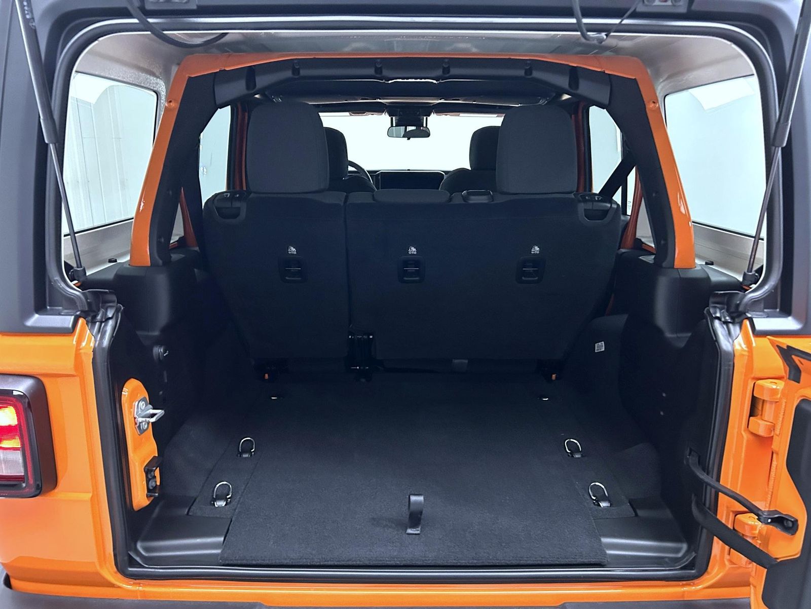 2025 Jeep Wrangler Sport S photo 8
