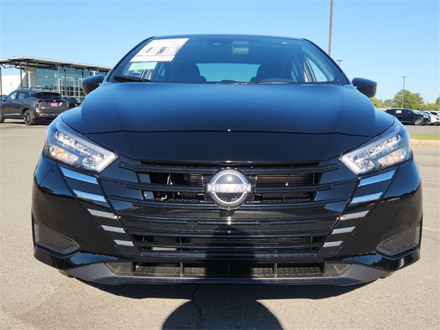 2025 Nissan Versa SV photo 4