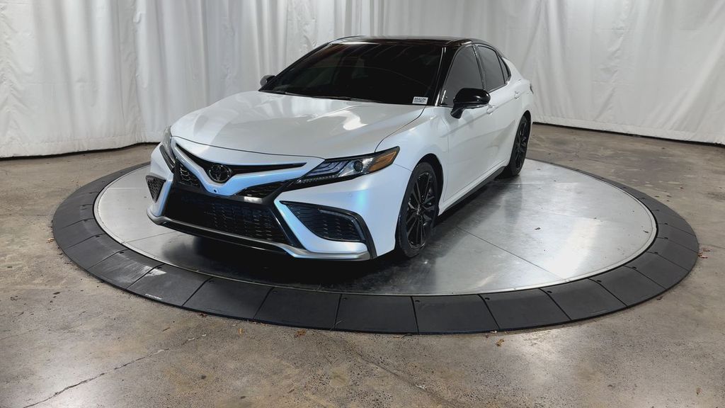 2024 Toyota Camry XSE V6 photo 4