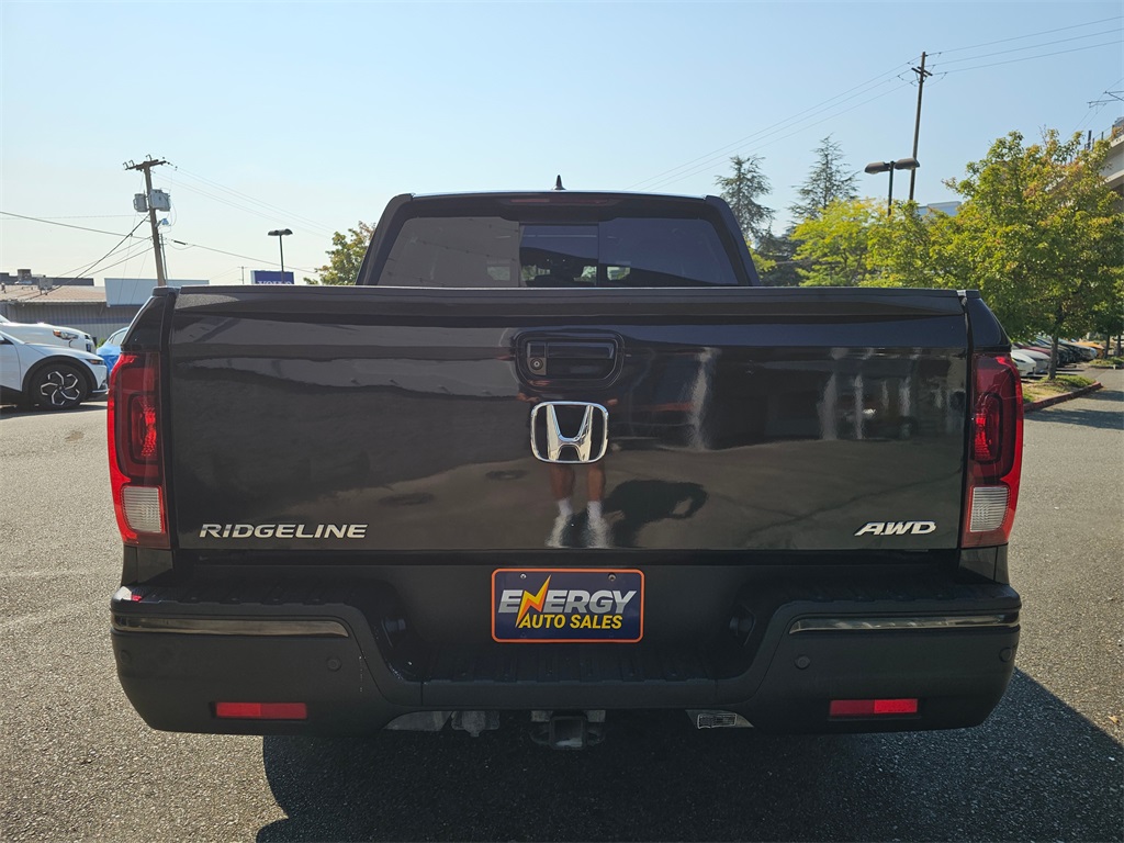 2017 Honda Ridgeline Black Edition photo 7