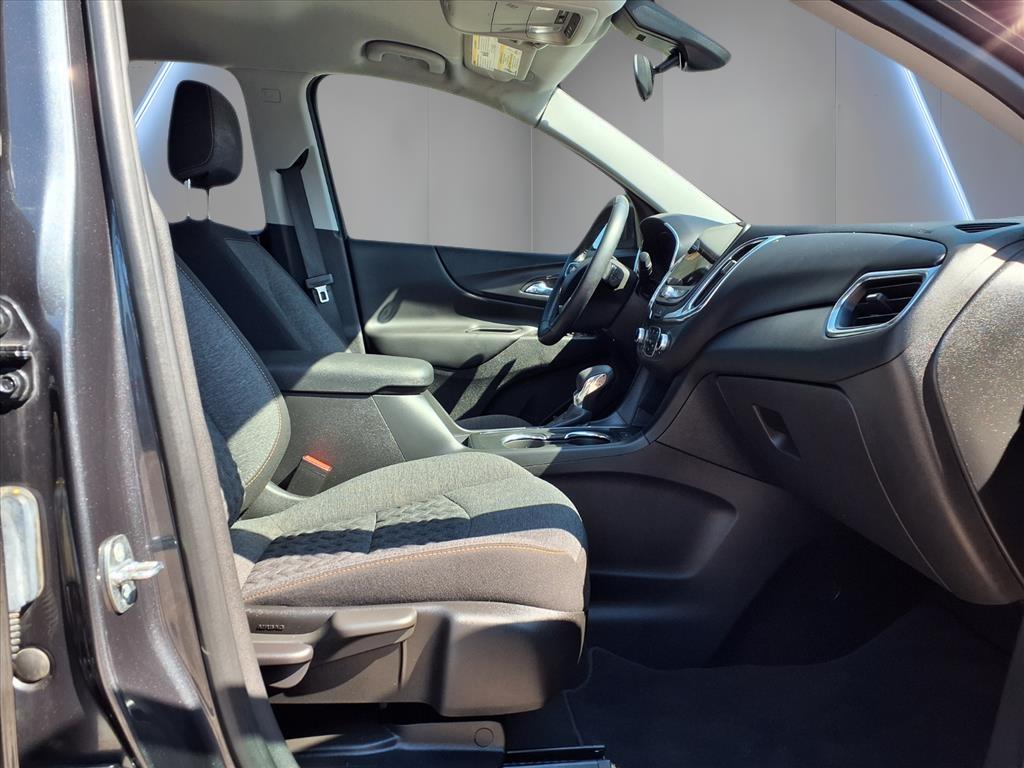 2022 Chevrolet Equinox LT photo 14