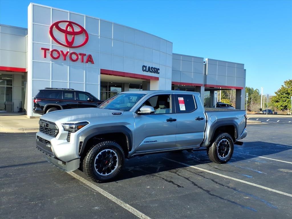 2025 Toyota Tacoma TRD Off Road's photo