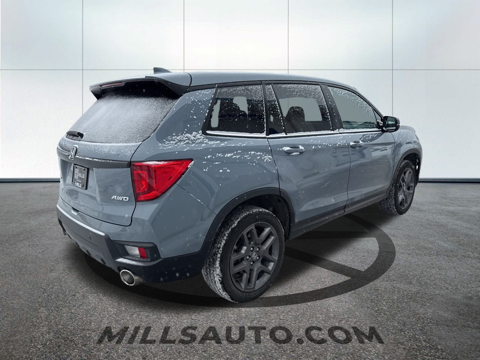 2023 Honda Passport EX-L photo 3