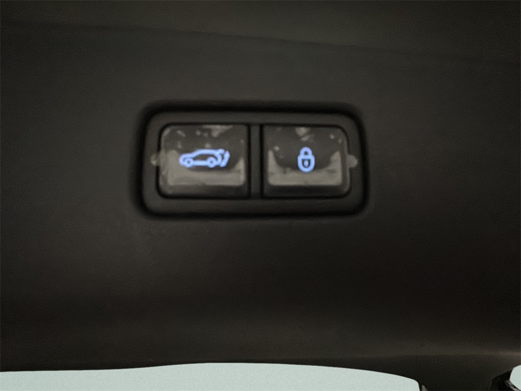 2026 Genesis GV70 2.5T Advanced photo 18