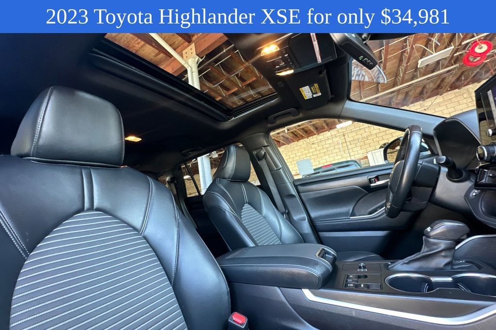 2023 Toyota Highlander Limited Platinum XLE XSE photo 18