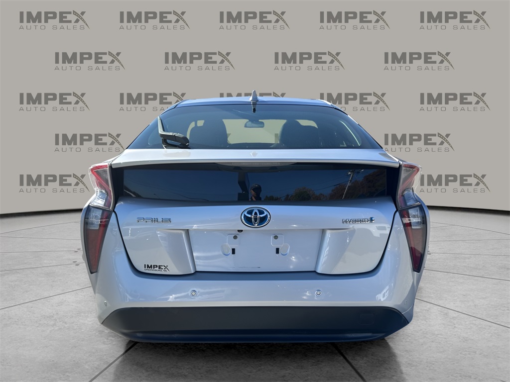 2018 Toyota Prius Four photo 4