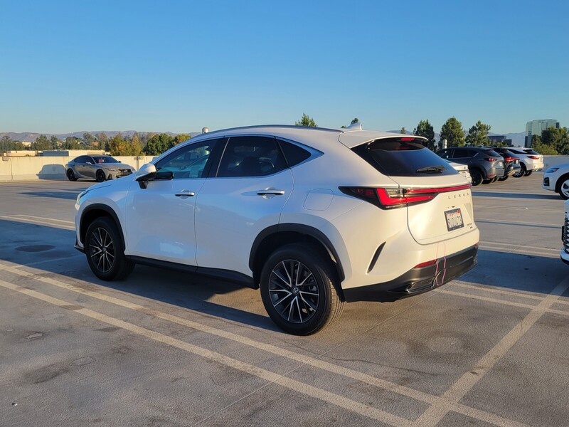 2022 Lexus NX 350 AWD photo 3