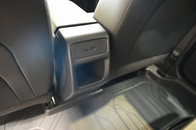2025 Chevrolet Trax LT photo 23
