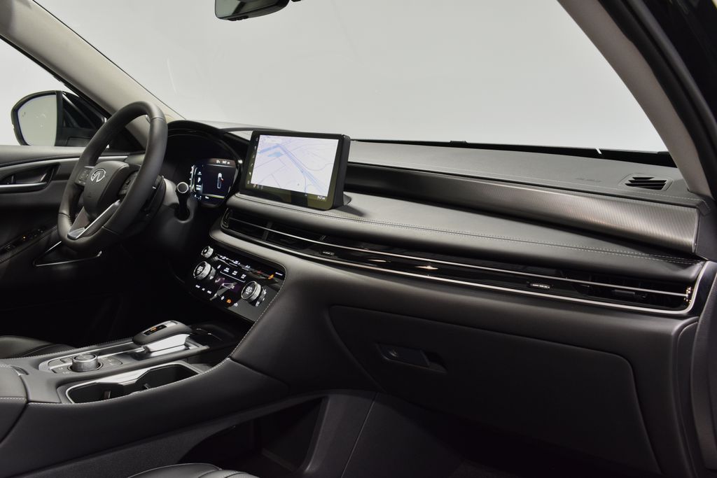 2026 Infiniti QX60 Luxe AWD photo 16