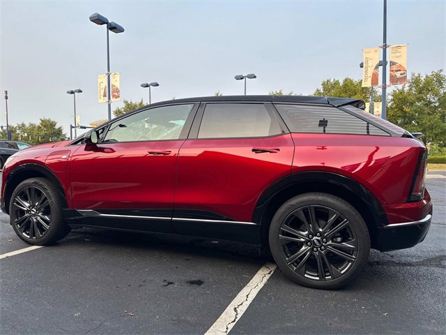 2025 Cadillac Optiq Sport photo 2