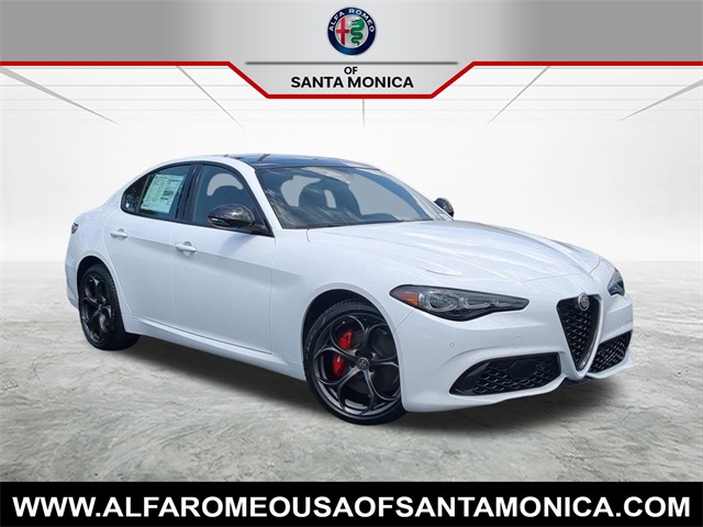 2025 Alfa Romeo Giulia Tributo Italiano's photo