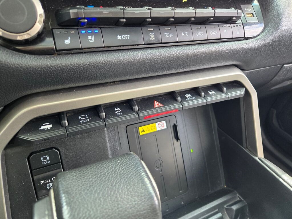 2023 Toyota Tundra Limited photo 28
