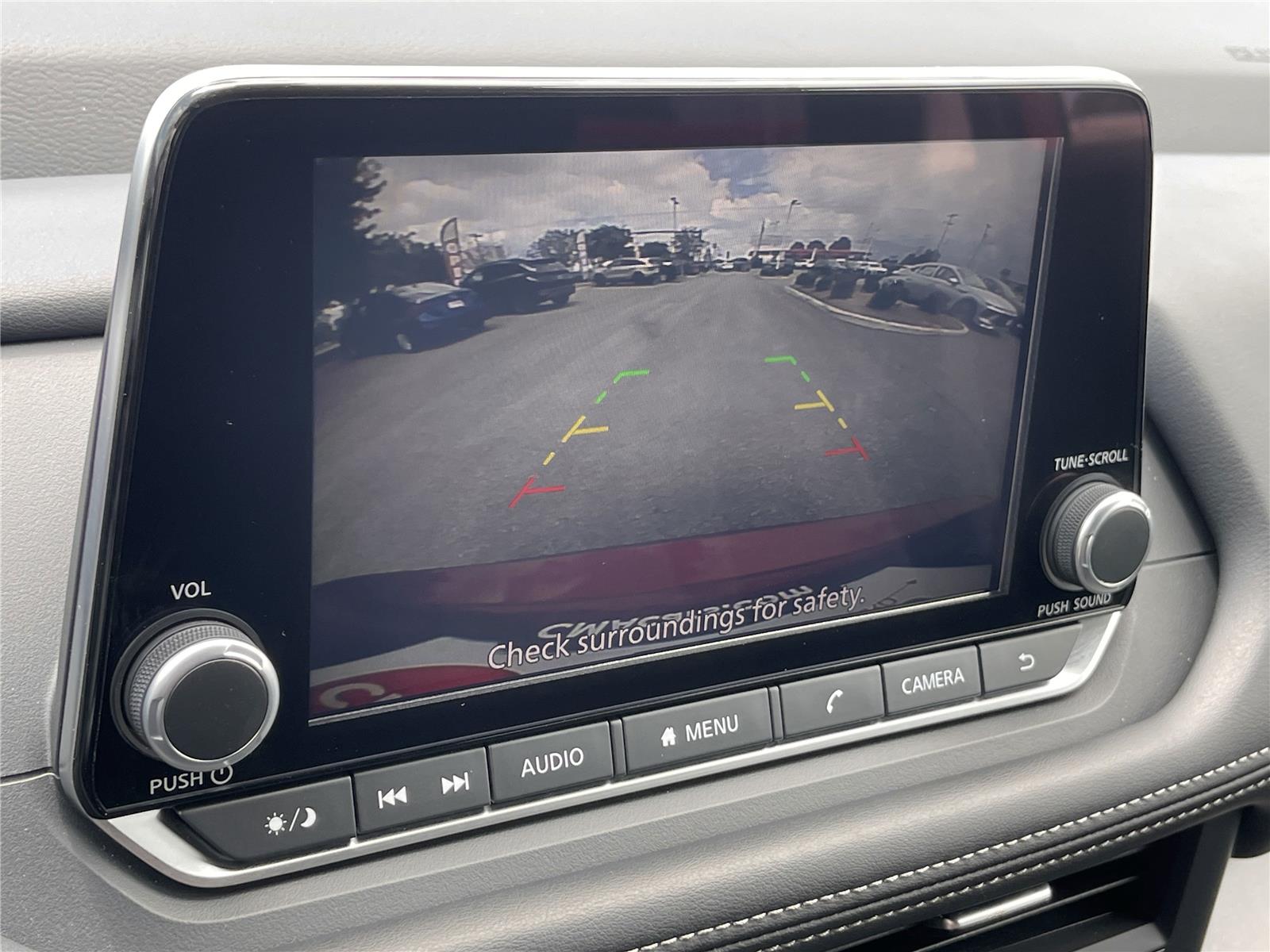 2025 Nissan Rogue SV photo 20