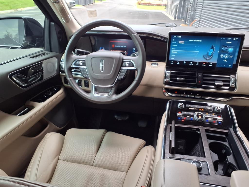 2023 Lincoln Navigator Reserve photo 22