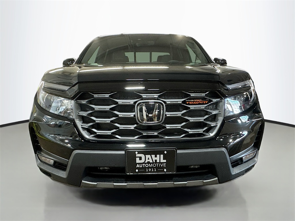 2025 Honda Ridgeline TrailSport photo 2