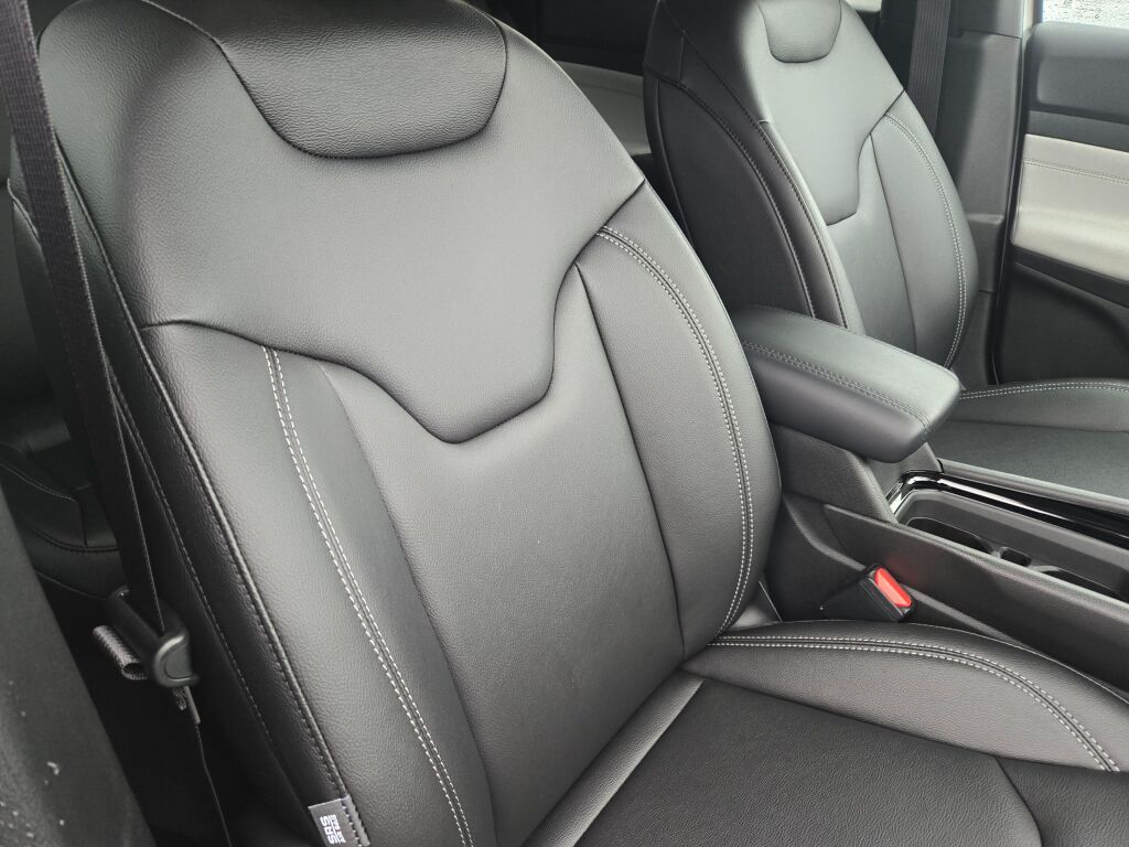 2026 Jeep Compass Limited photo 4