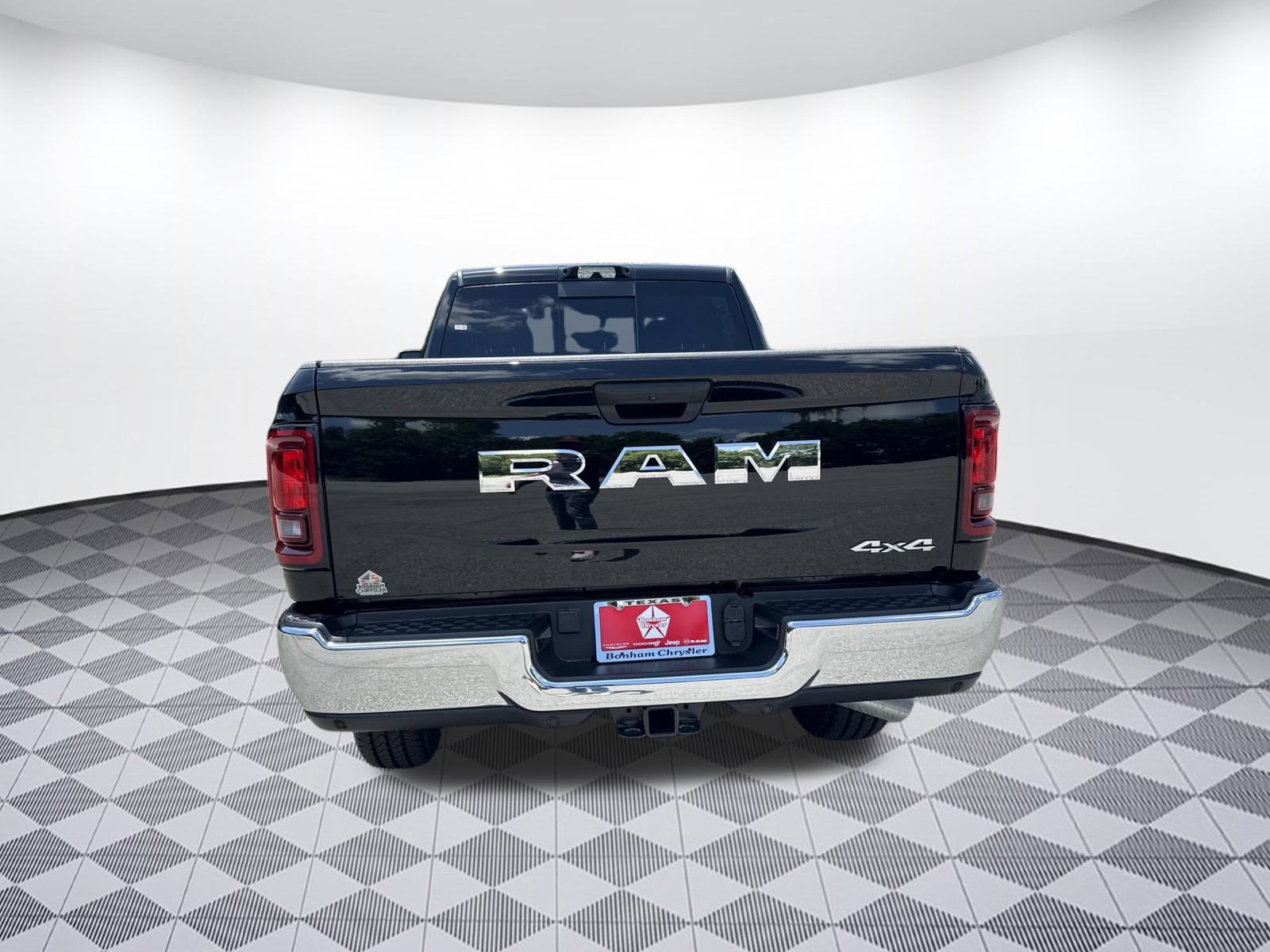 2025 Ram 2500 Tradesman photo 4