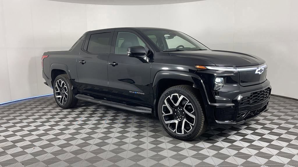 2025 Chevrolet Silverado EV RST photo 2