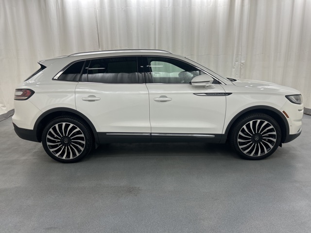2022 Lincoln Nautilus Black Label photo 6