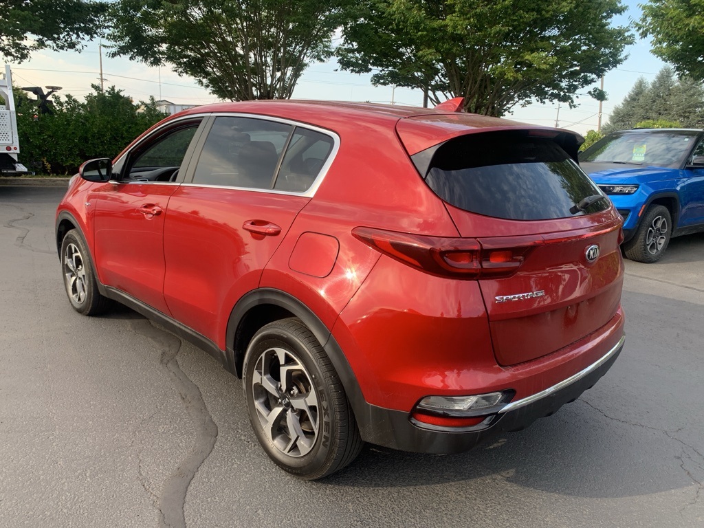 2022 Kia Sportage LX photo 2