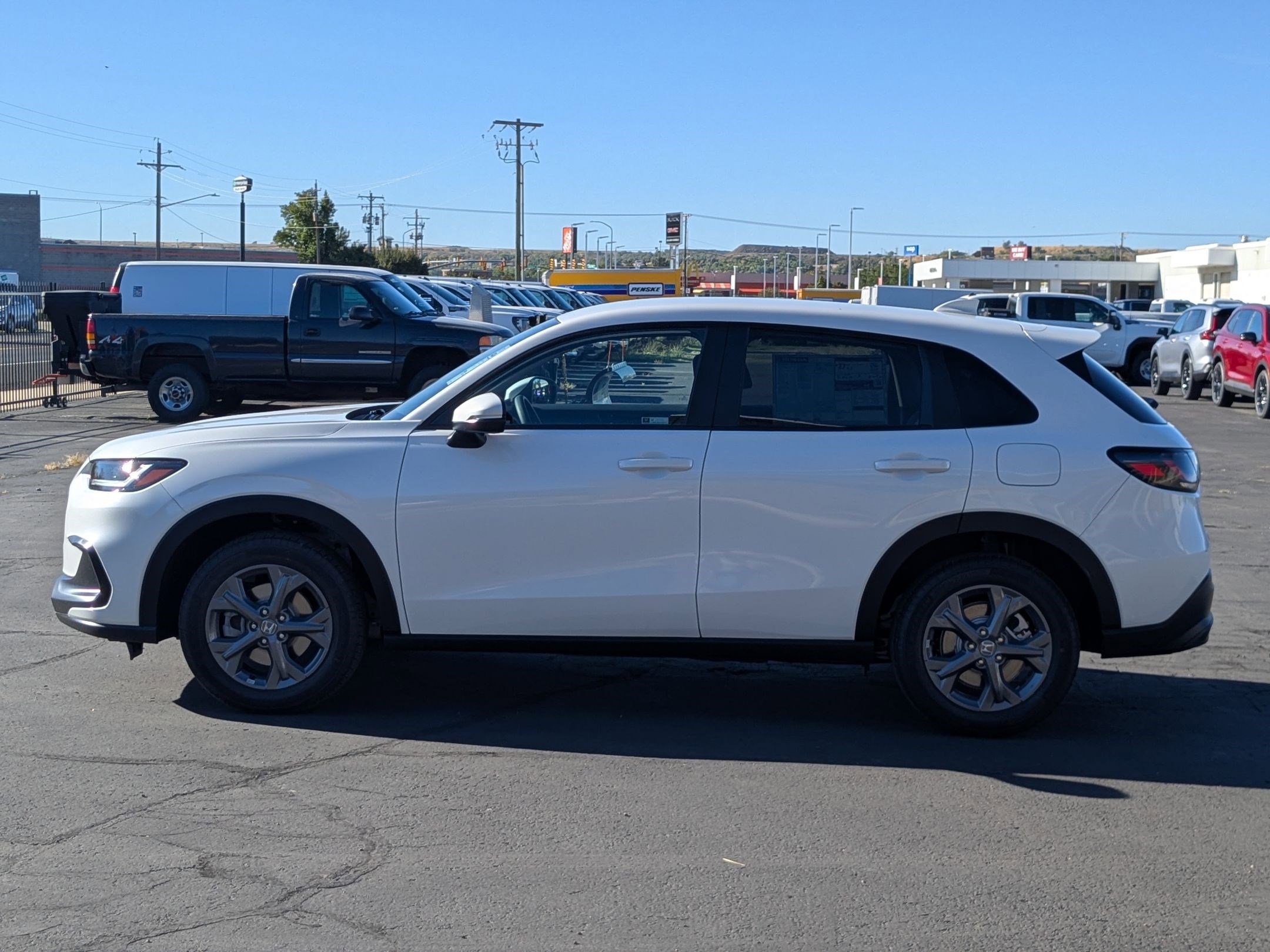 2026 Honda HR-V LX photo 5