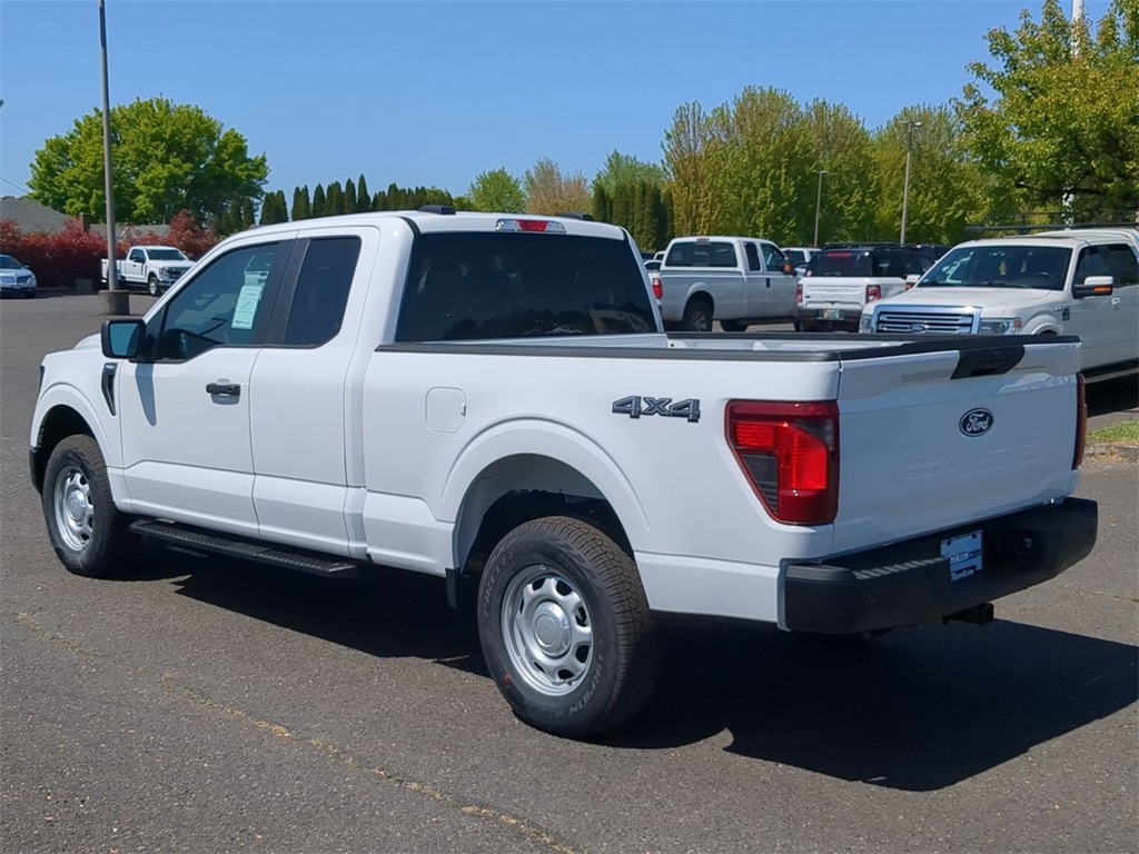 2025 Ford F-150 XL photo 3