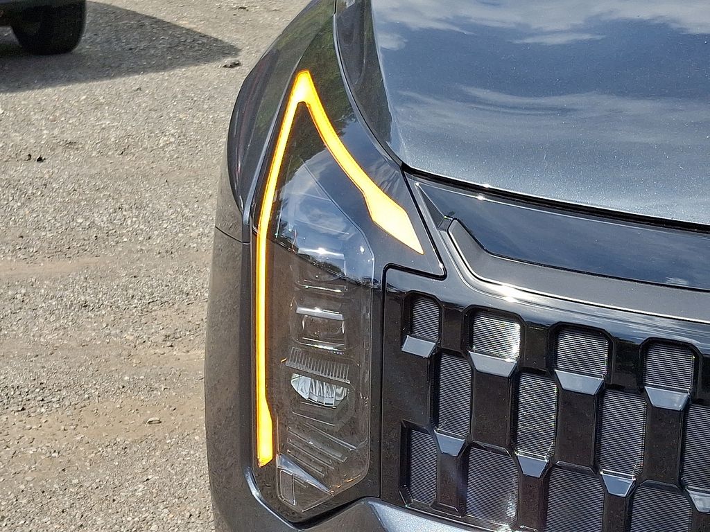 2026 Kia Sportage Hybrid X-Line photo 9
