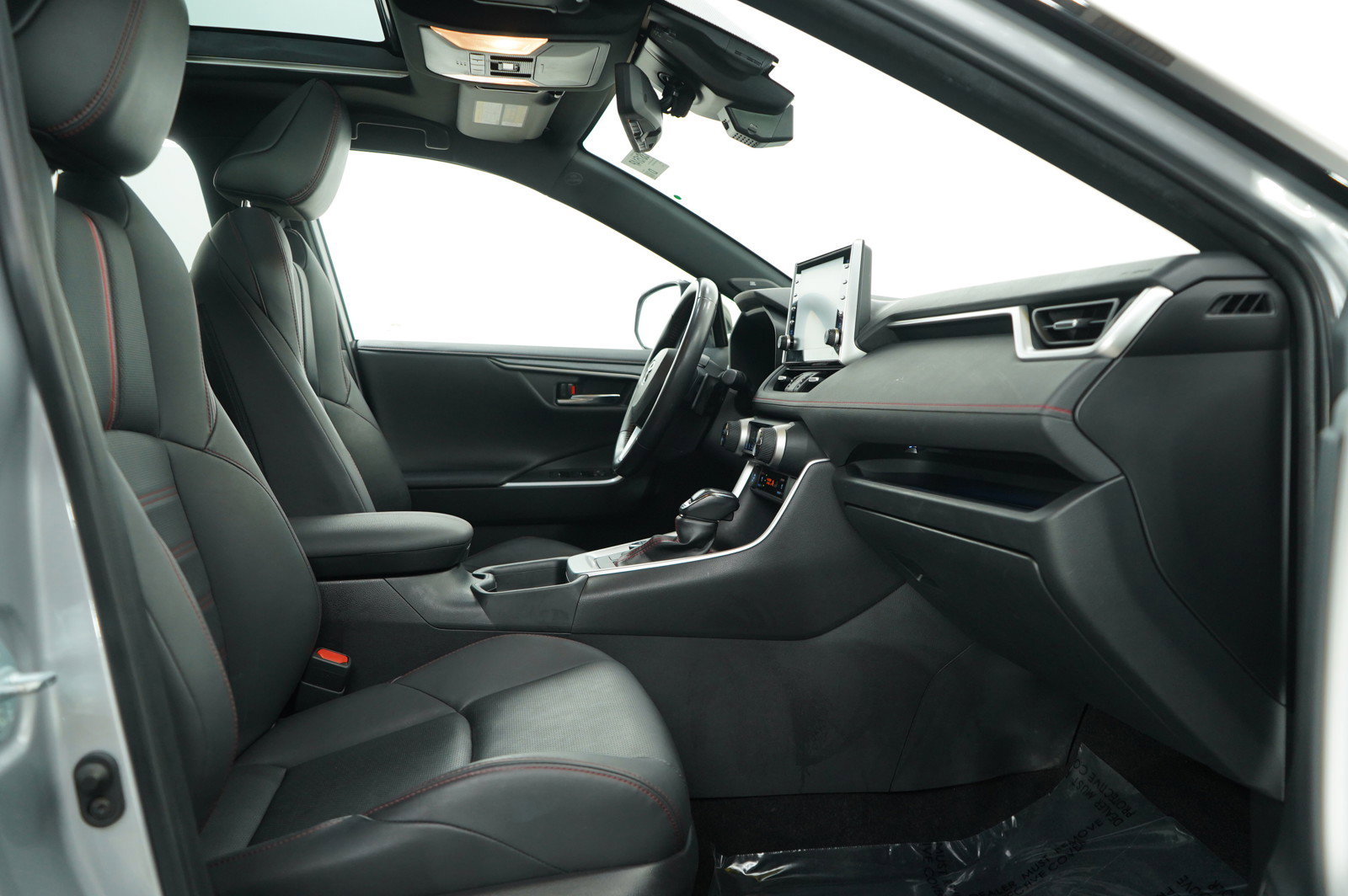 2021 Toyota RAV4 Prime XSE photo 3
