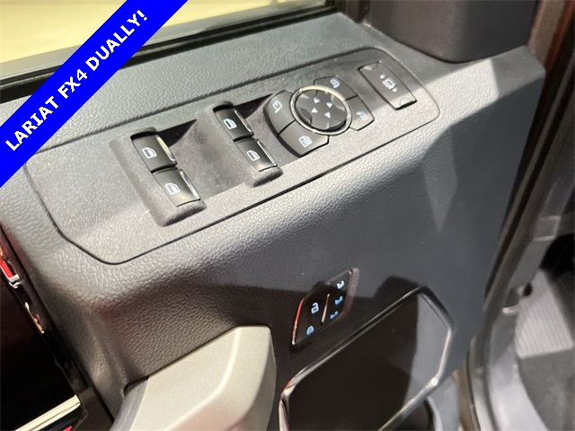 2022 Ford F-350 photo 19