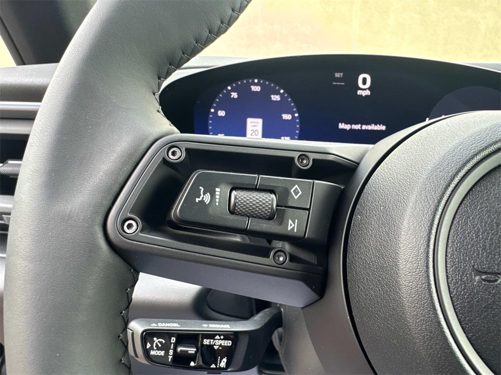 2025 Porsche Macan Electric photo 23