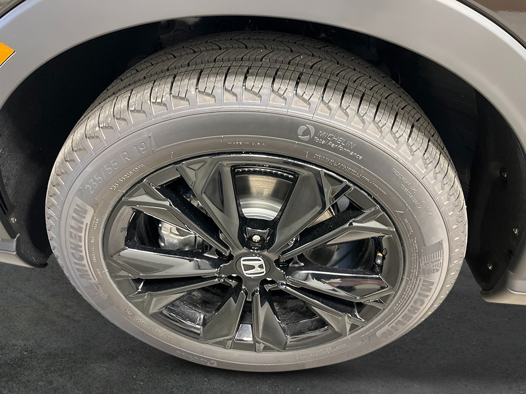 2026 Honda CR-V Hybrid Sport Touring photo 10