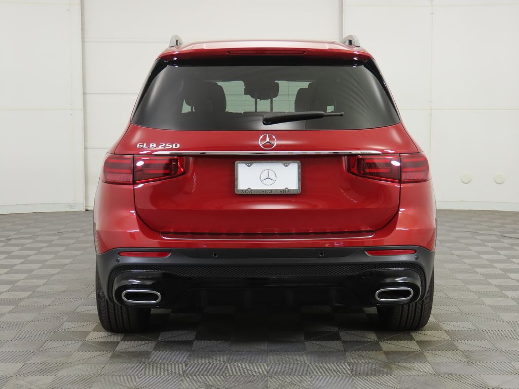 2025 Mercedes Benz GLB 250 photo 6