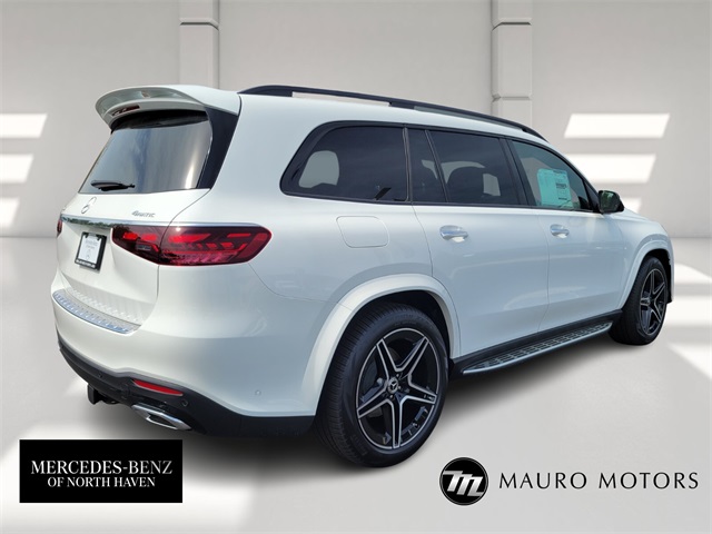 2025 Mercedes Benz GLS 450 4MATIC photo 2