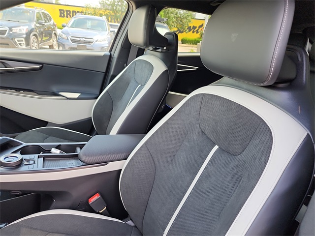2025 Kia EV6 GT-Line photo 13